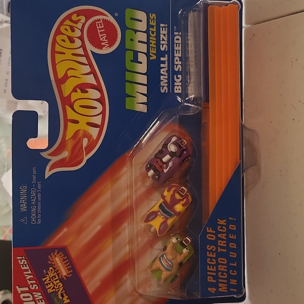 Hot Wheels Micro Vehicles Aaahh!! Real Monsters style New in package